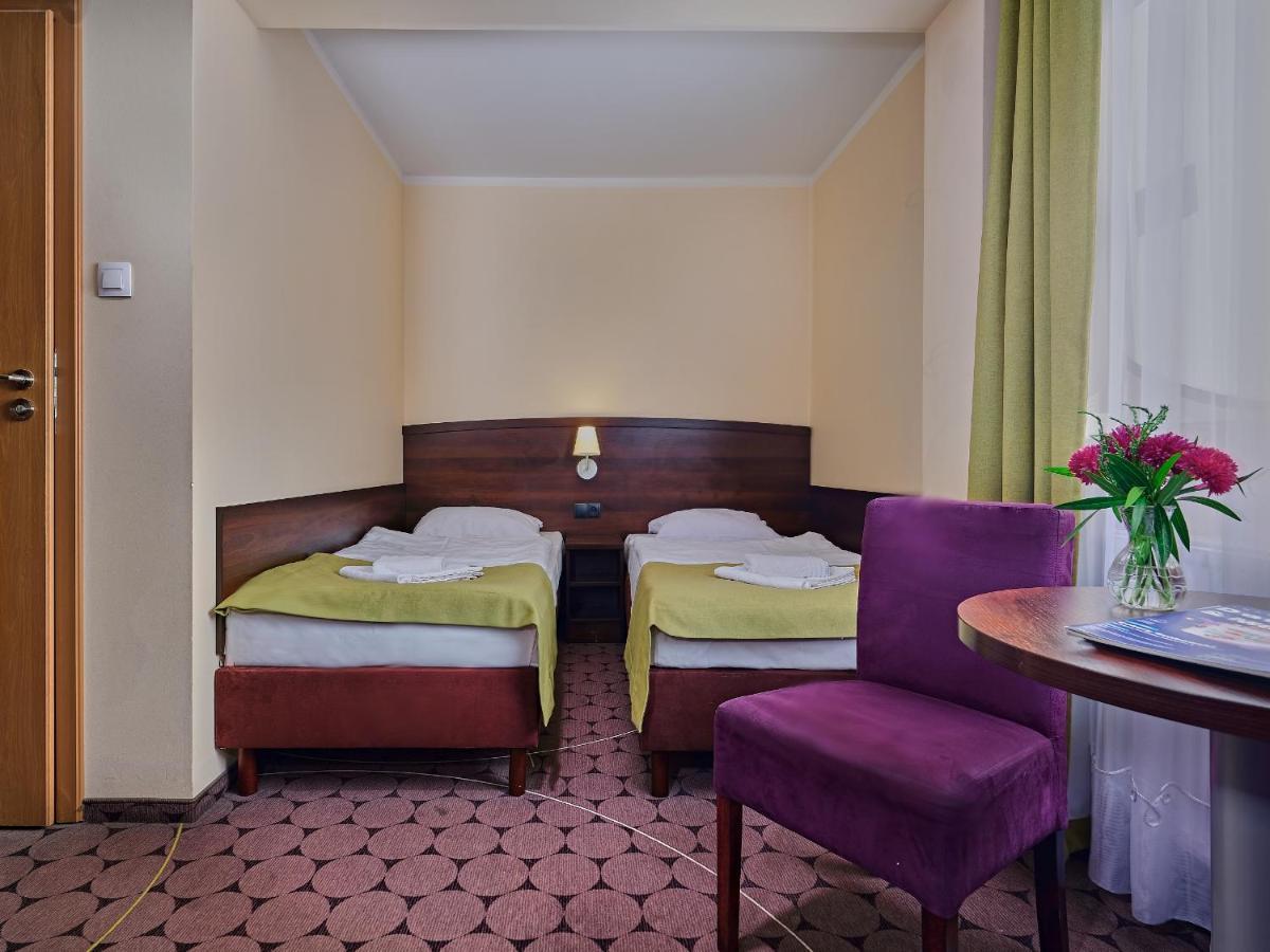 Aparthotel Lumen Kraków Exteriör bild