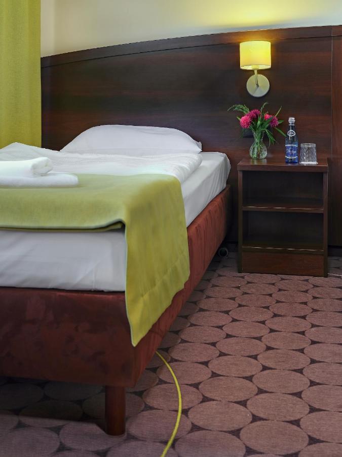Aparthotel Lumen Kraków Exteriör bild