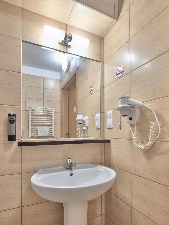 Aparthotel Lumen Kraków Exteriör bild