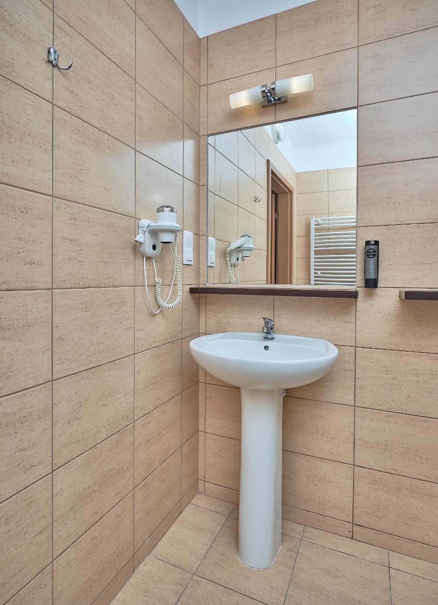 Aparthotel Lumen Kraków Exteriör bild