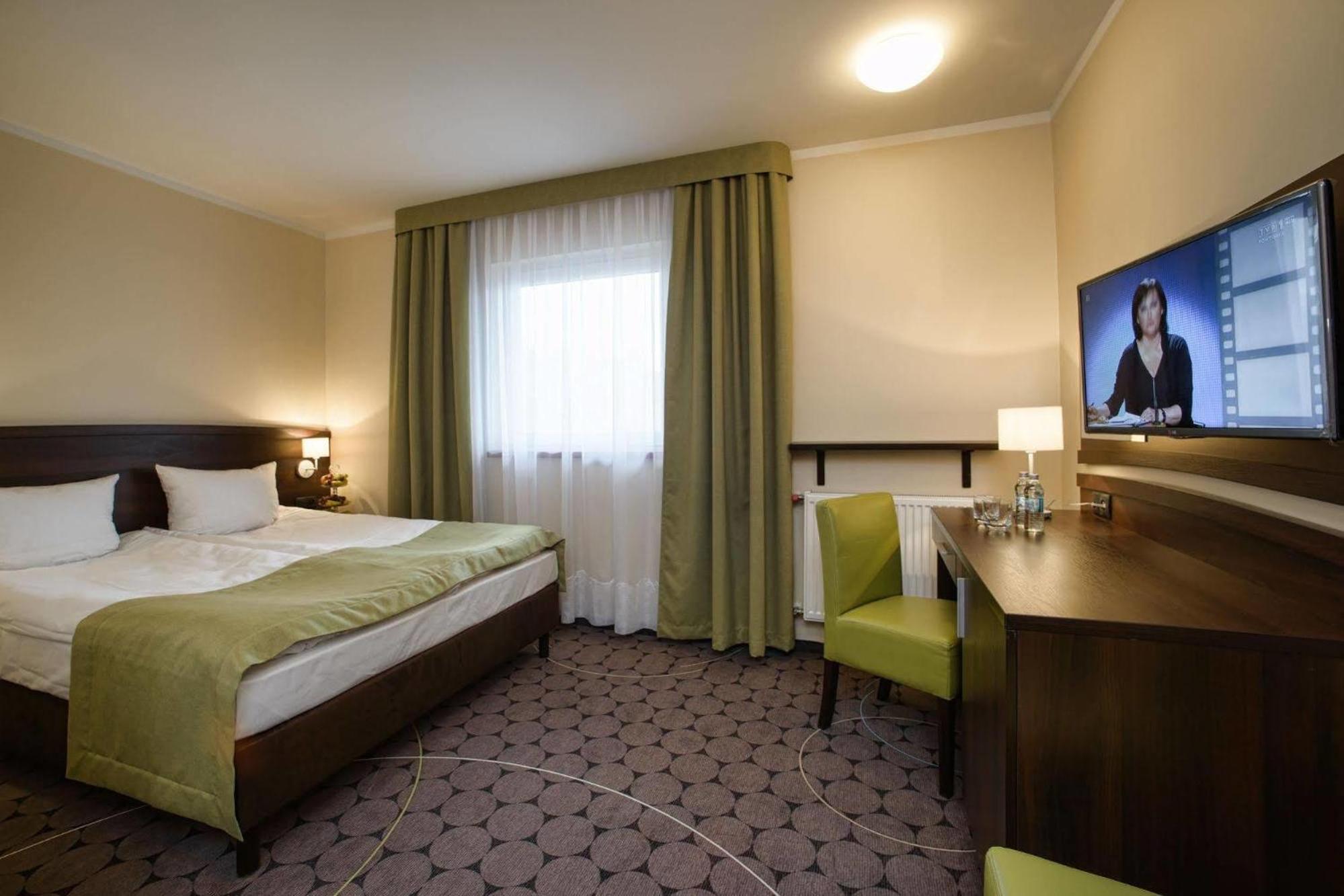 Aparthotel Lumen Kraków Exteriör bild